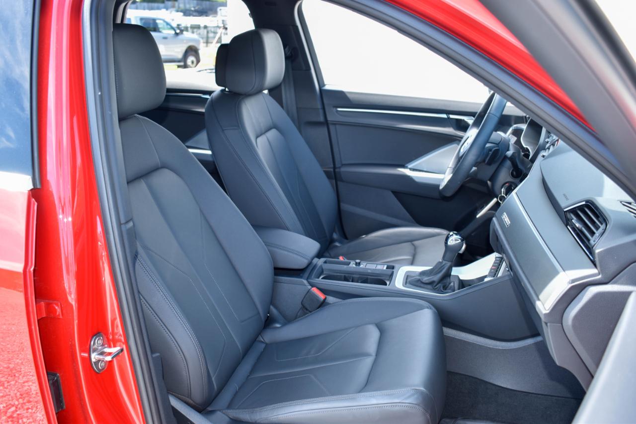 Audi Q3 S line Premium quattro 2025