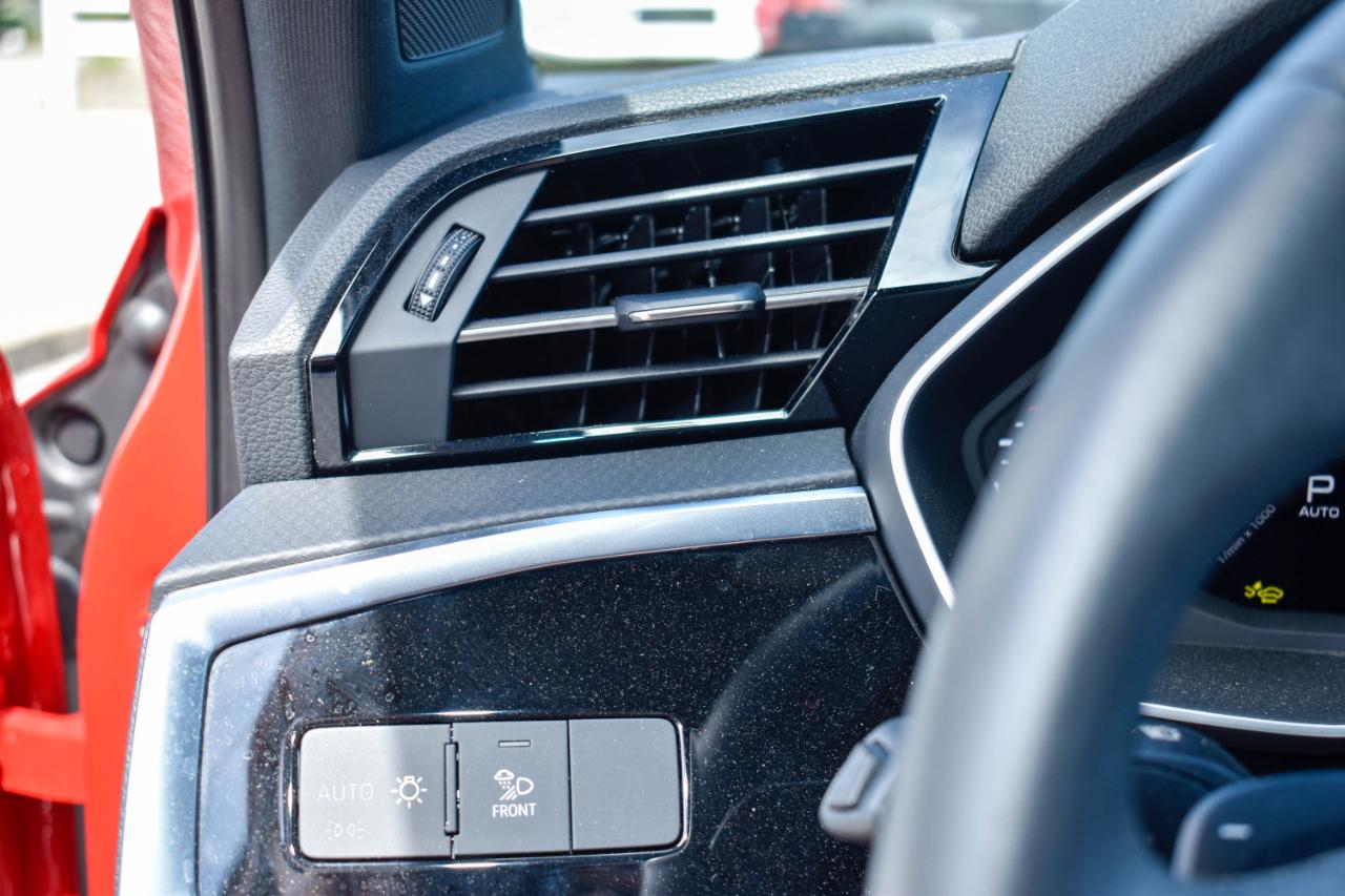 Audi Q3 S line Premium quattro 2025