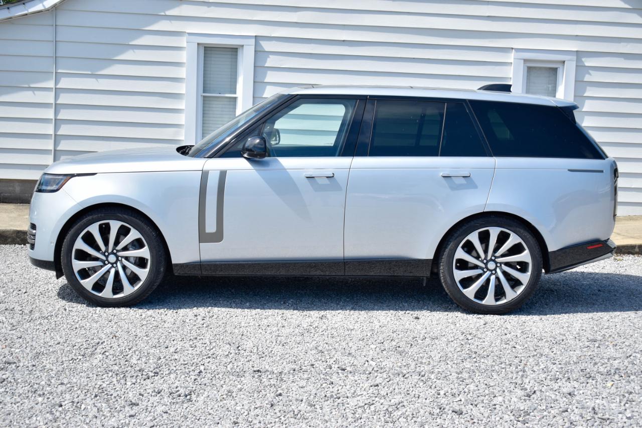 Land Rover New Range Rover SE 2023