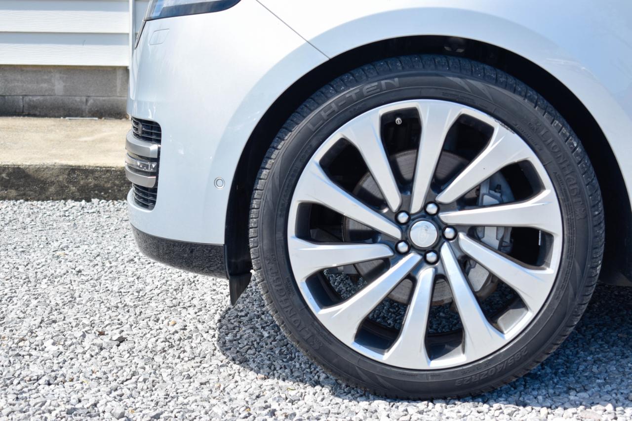 Land Rover New Range Rover SE 2023