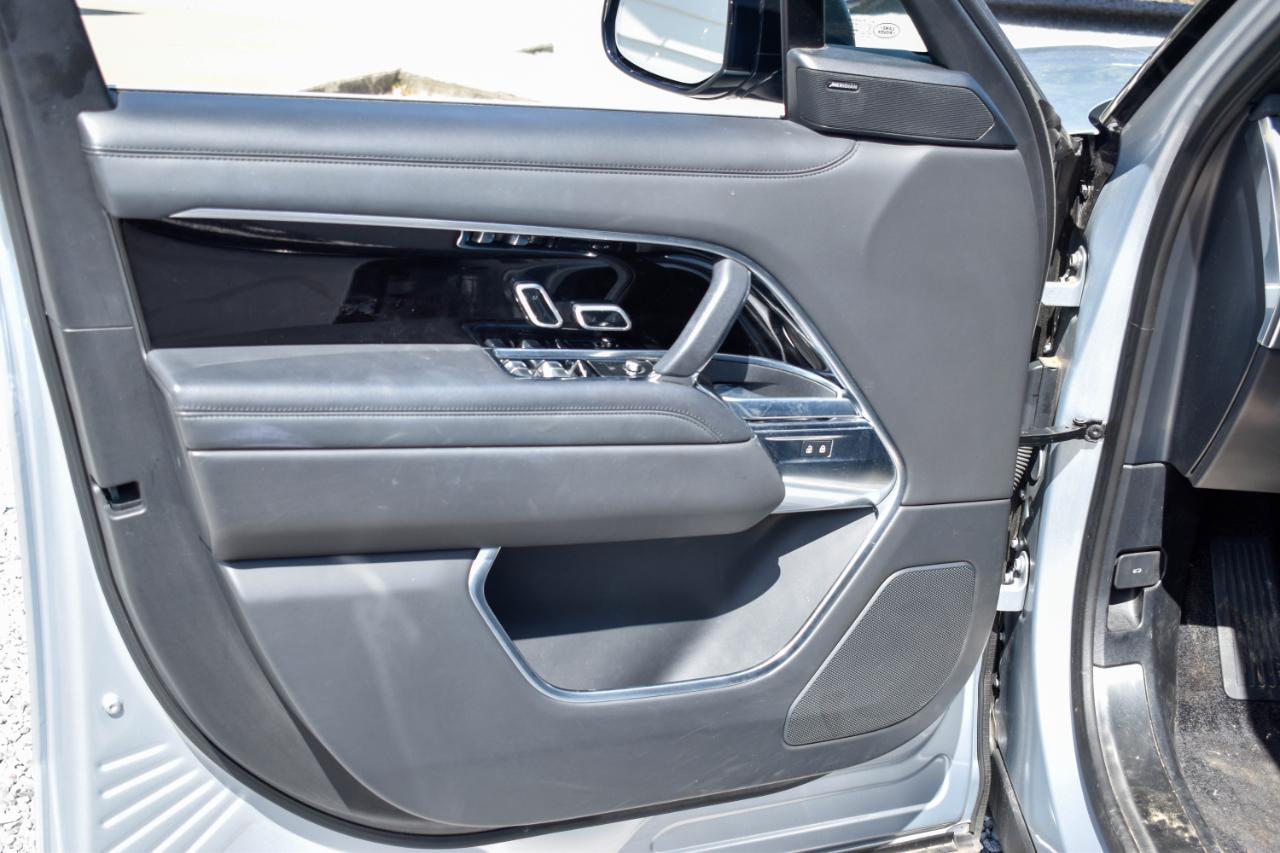 Land Rover New Range Rover SE 2023