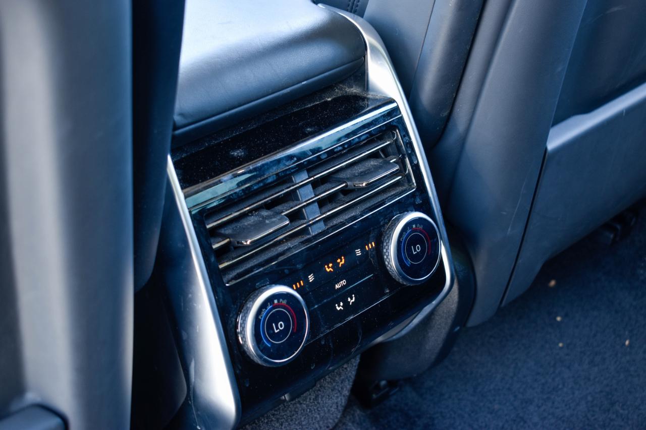 Land Rover New Range Rover SE 2023
