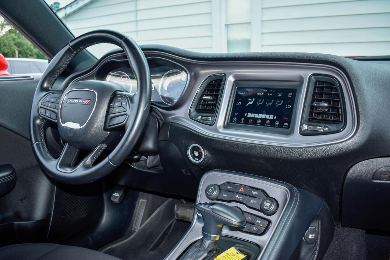 Dodge Challenger GT 2023