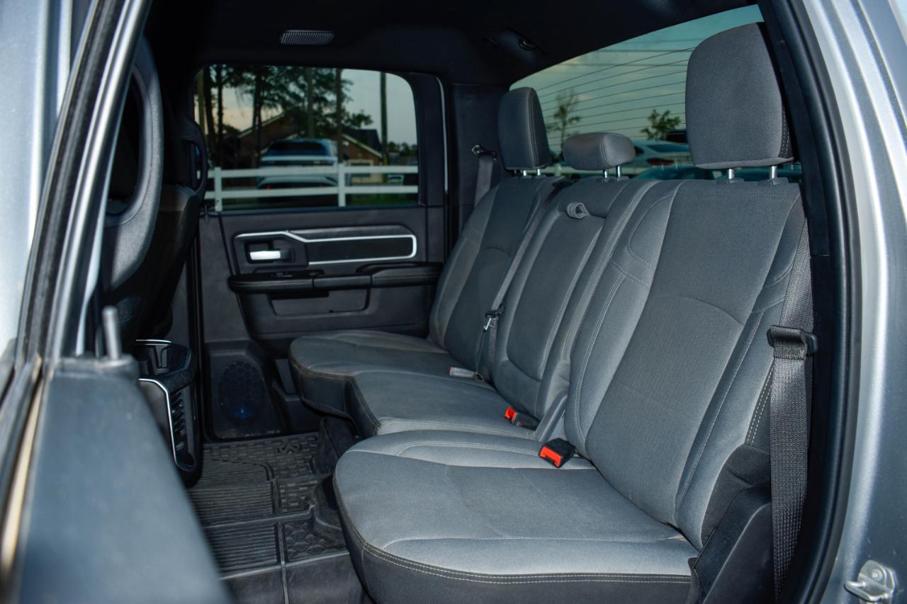 RAM 3500 Big Horn Crew Cab LWB 4WD DRW 2024