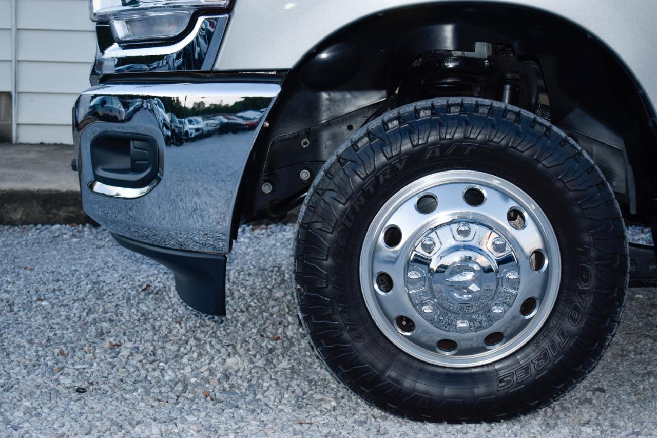 RAM 3500 Big Horn Crew Cab LWB 4WD DRW 2024
