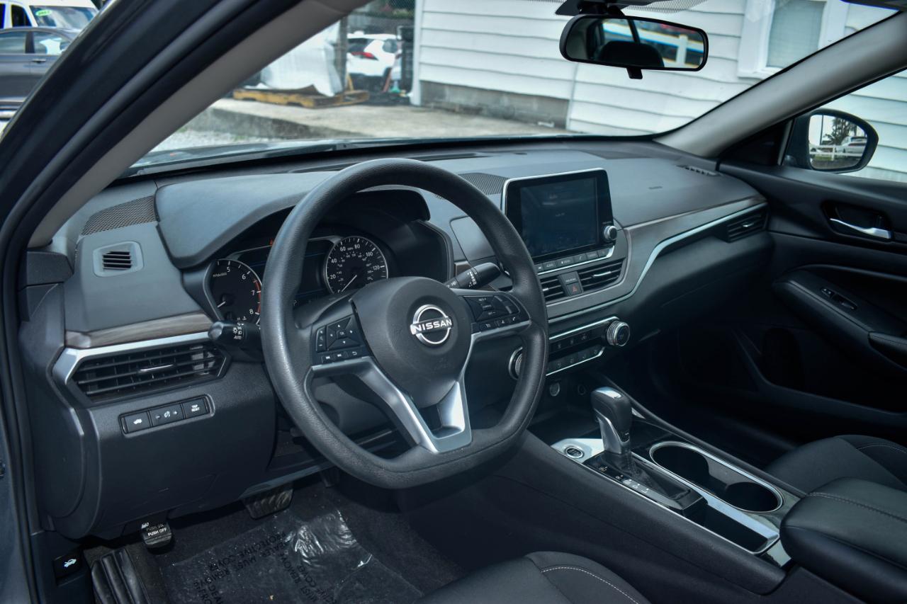 Nissan Altima 2.5 SV 2024