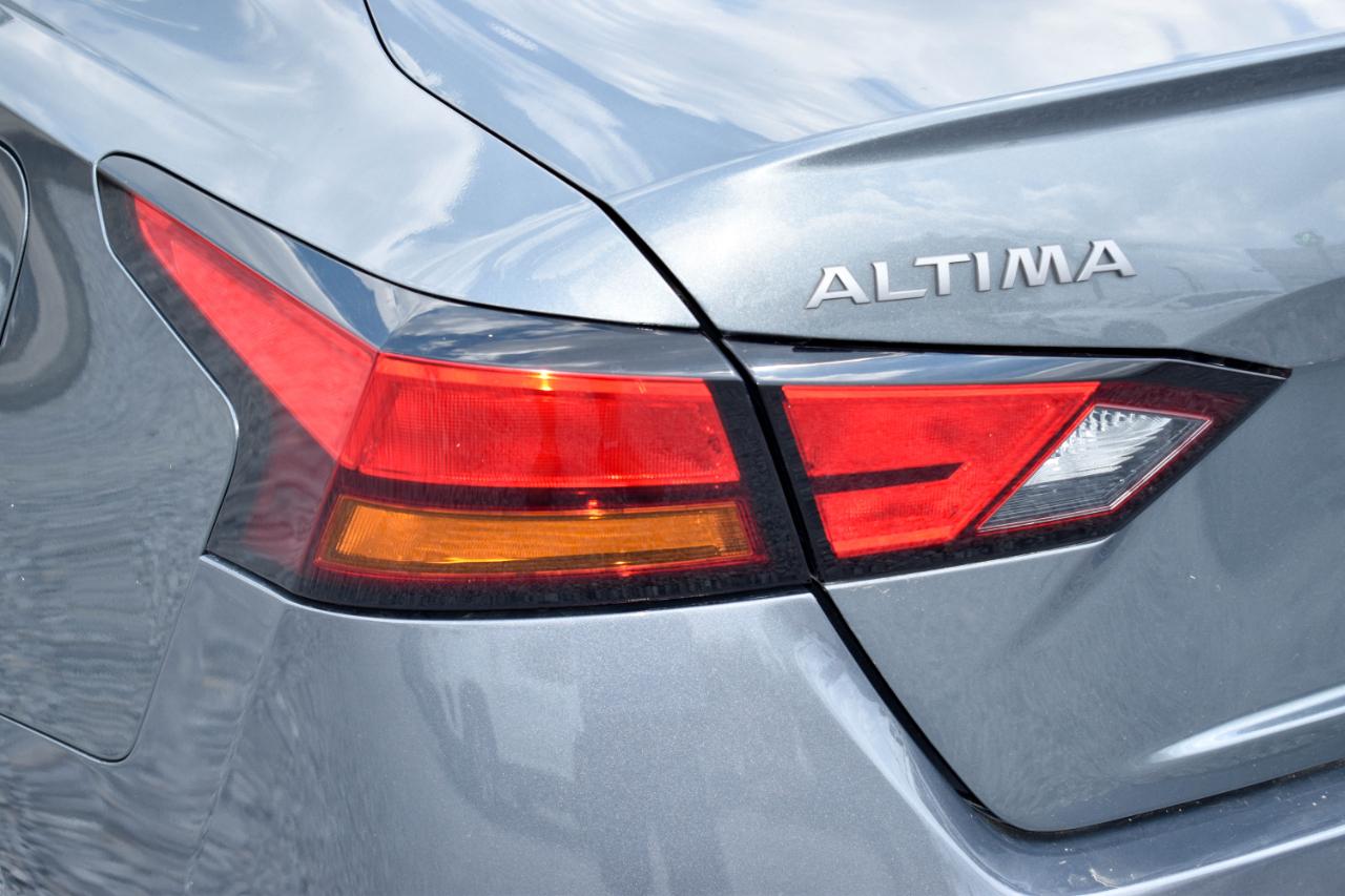 Nissan Altima 2.5 SV 2024