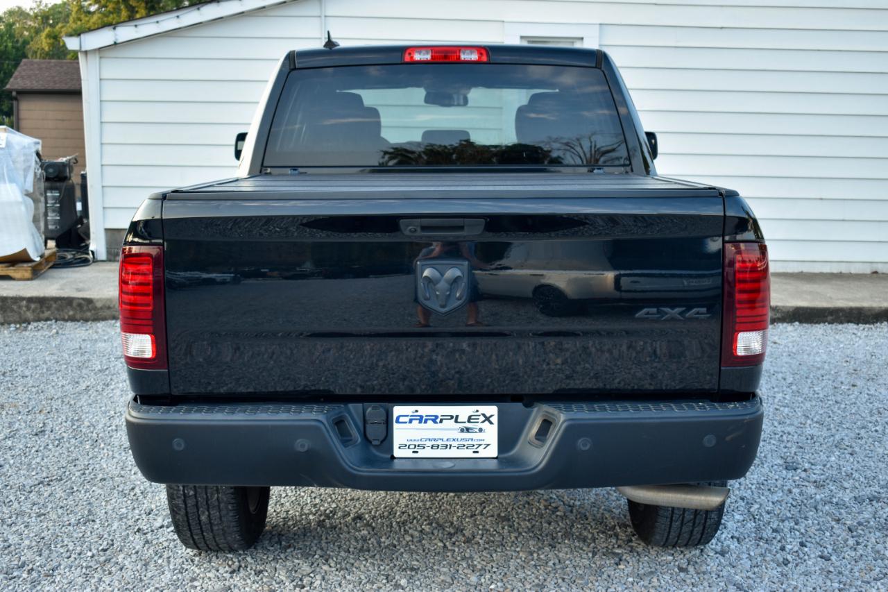 RAM 1500 Classic Tradesman Crew Cab SWB 4WD 2022