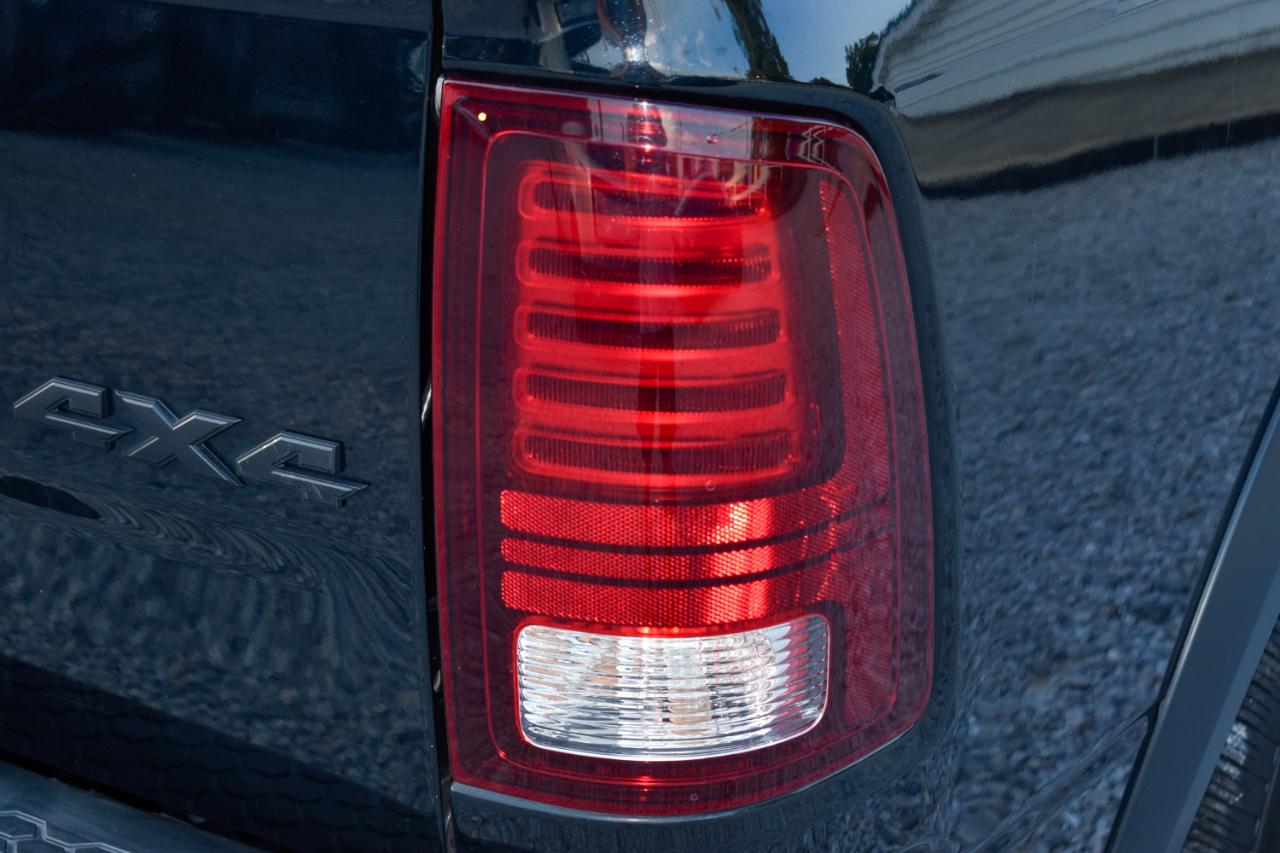 RAM 1500 Classic Tradesman Crew Cab SWB 4WD 2022