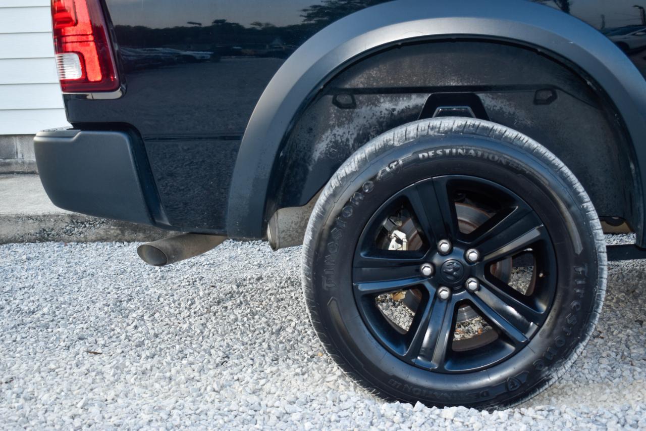 RAM 1500 Classic Tradesman Crew Cab SWB 4WD 2022