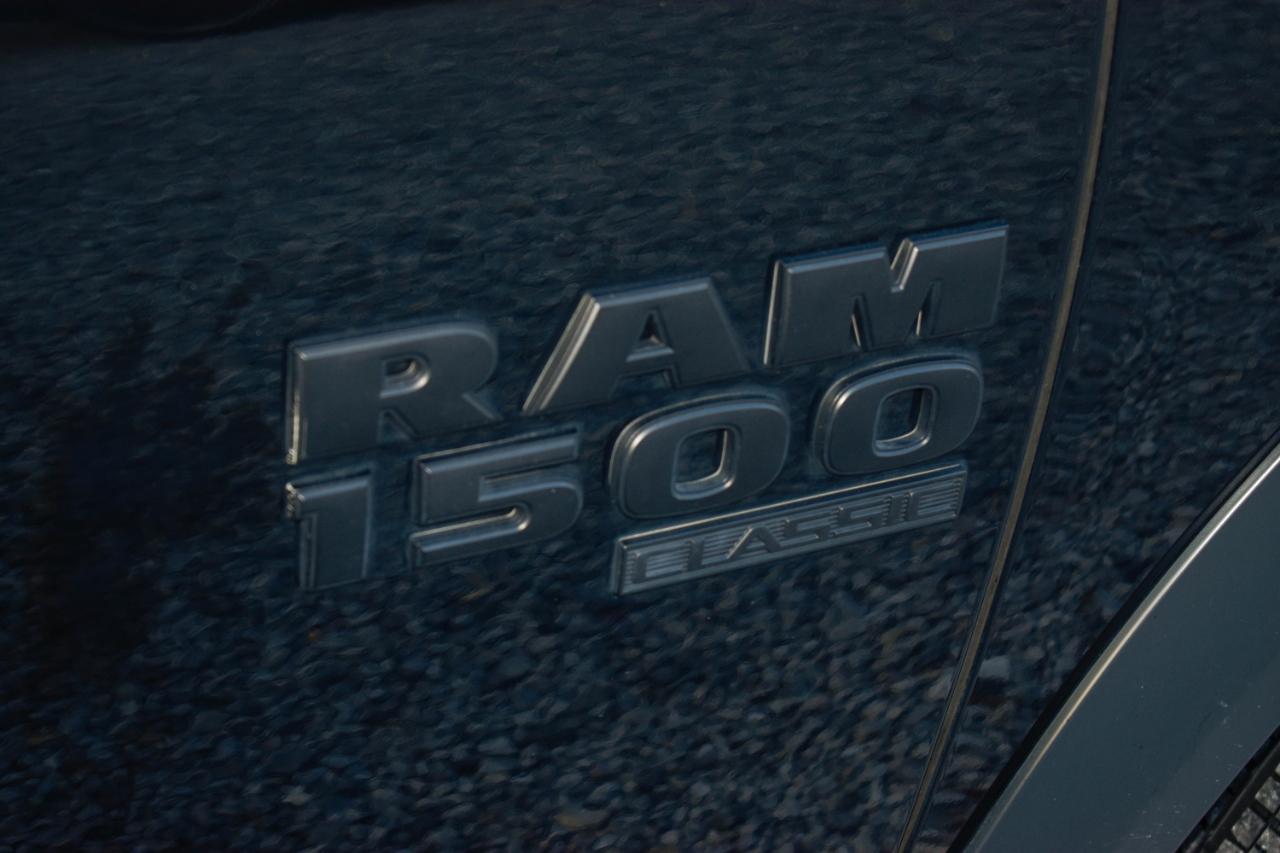 RAM 1500 Classic Tradesman Crew Cab SWB 4WD 2022