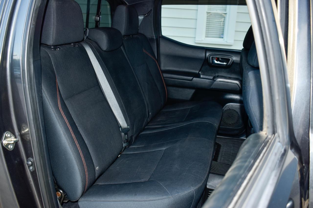 Toyota Tacoma SR5 Double Cab Super Long Bed V6 6AT 2WD 2016