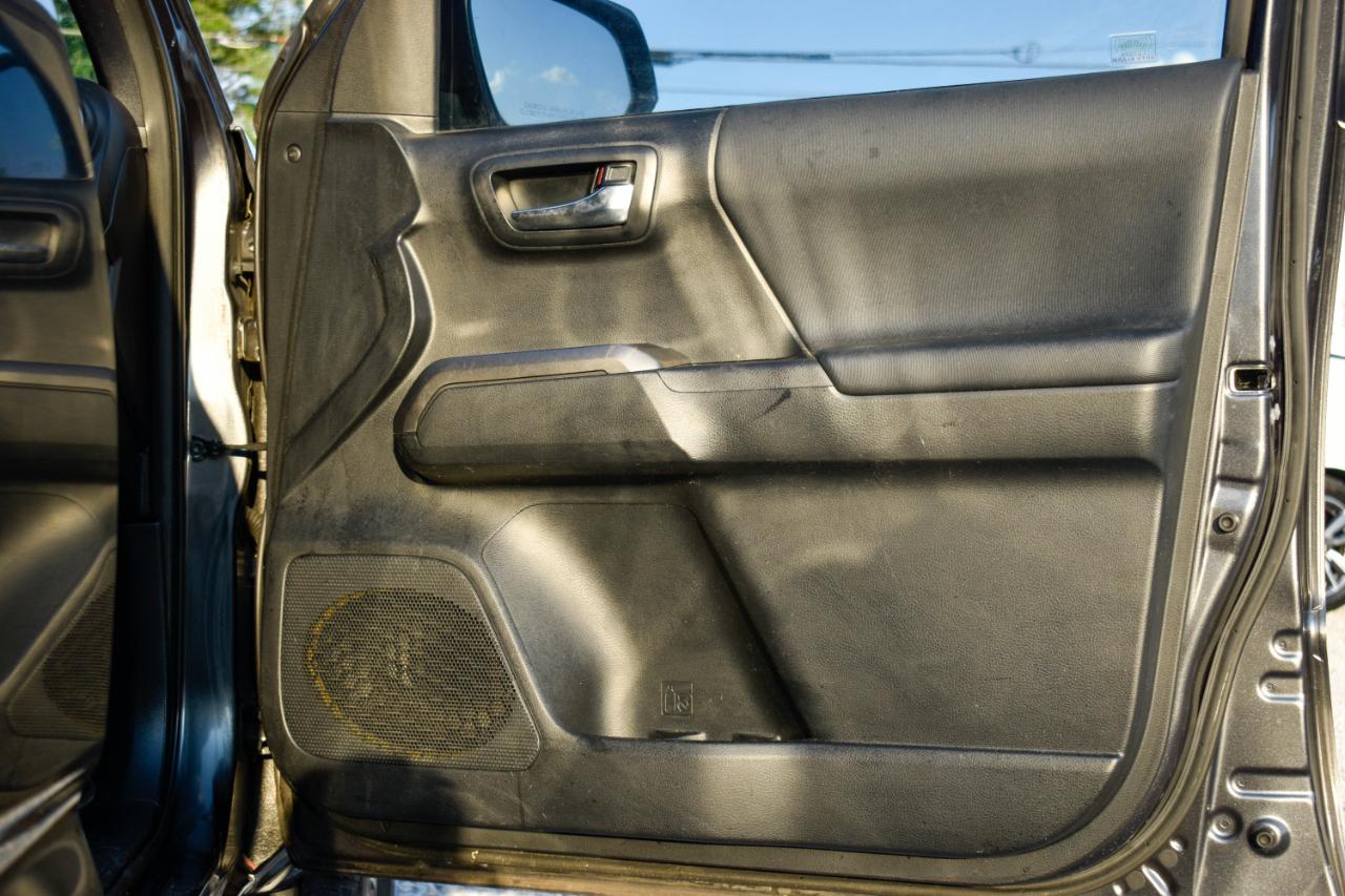 Toyota Tacoma SR5 Double Cab Super Long Bed V6 6AT 2WD 2016