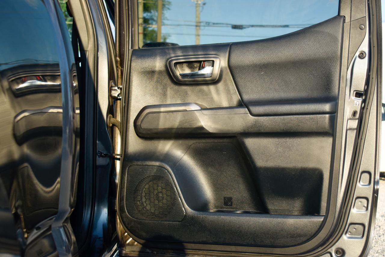 Toyota Tacoma SR5 Double Cab Super Long Bed V6 6AT 2WD 2016
