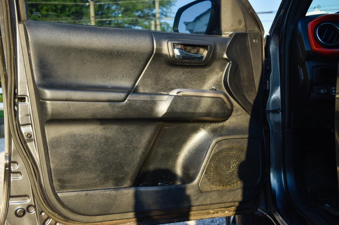 Toyota Tacoma SR5 Double Cab Super Long Bed V6 6AT 2WD 2016
