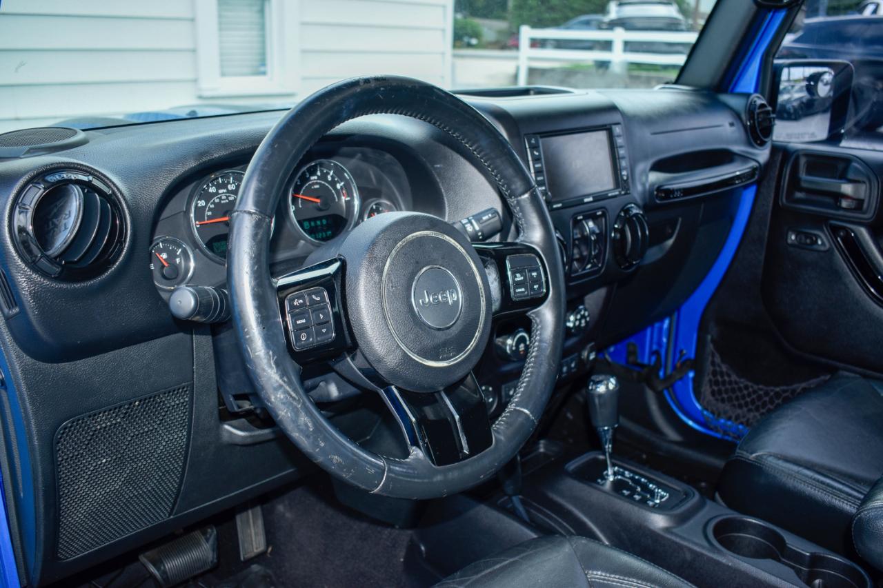 Jeep Wrangler Unlimited Sahara 4WD 2015