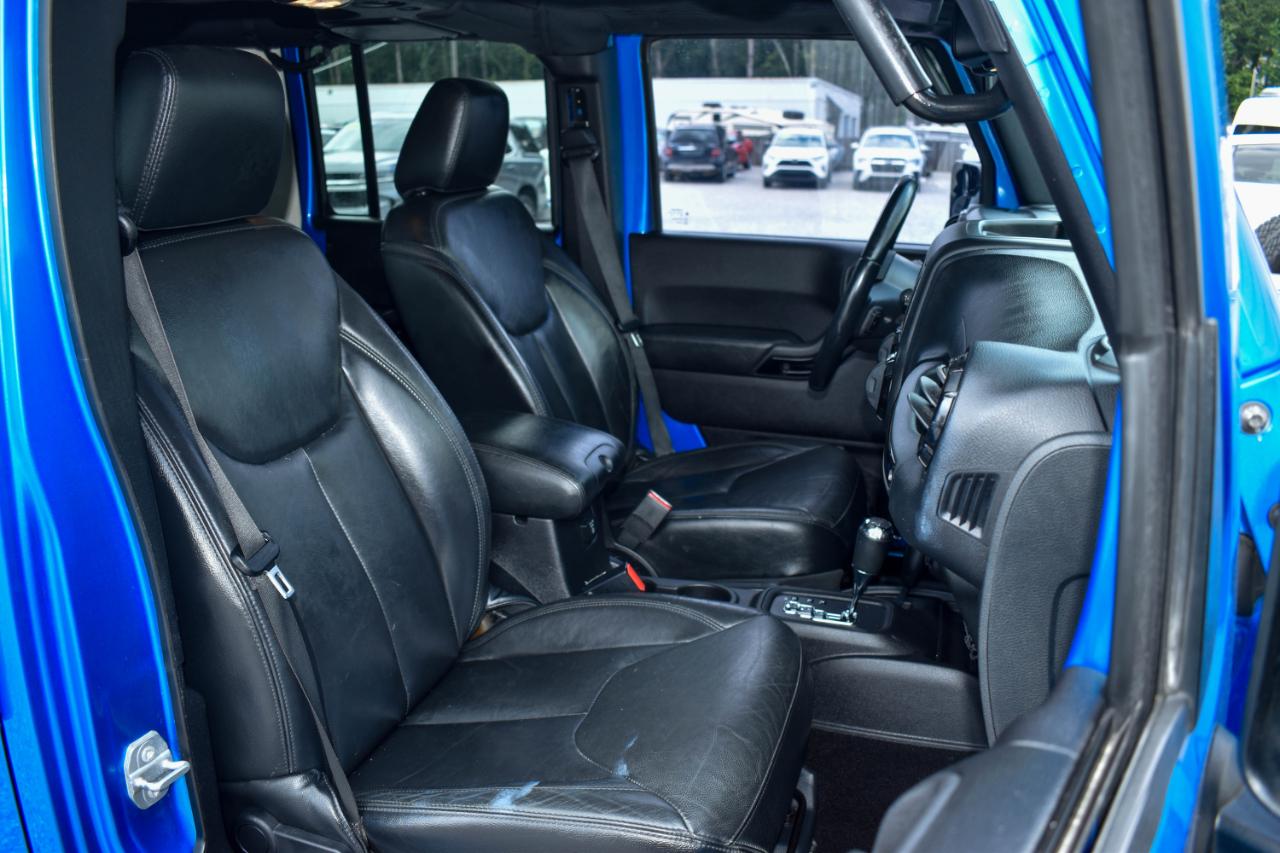 Jeep Wrangler Unlimited Sahara 4WD 2015