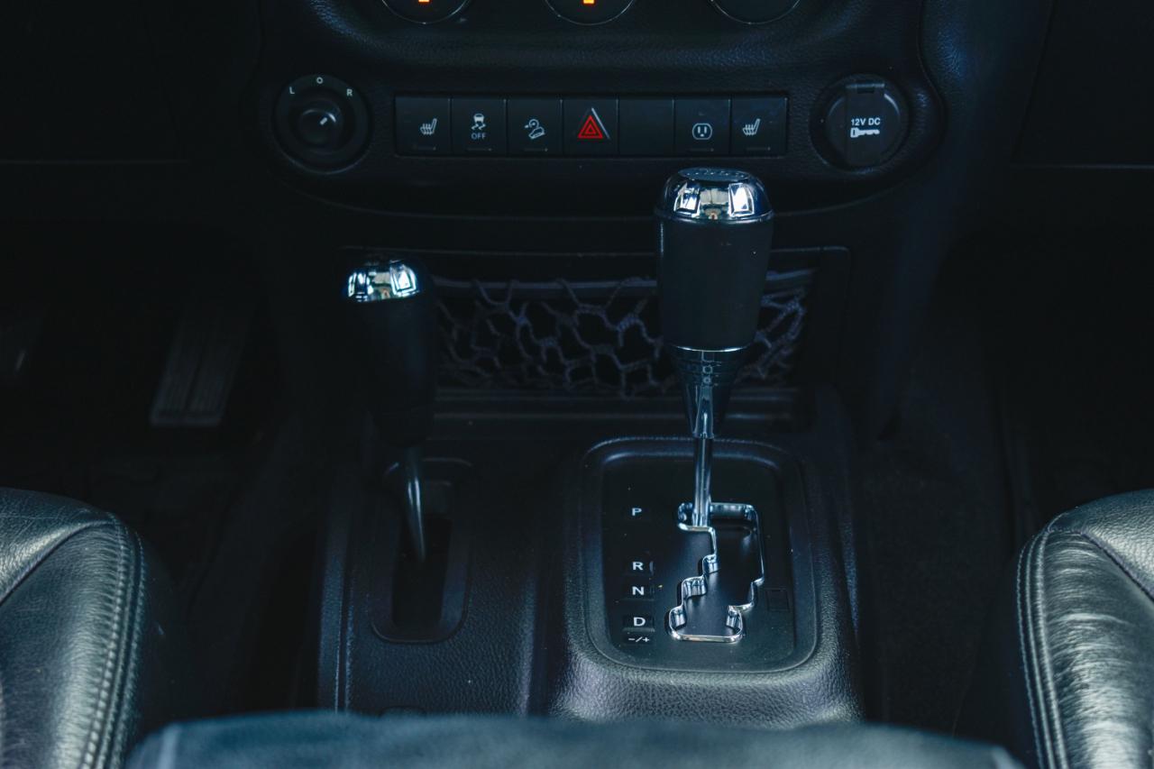 Jeep Wrangler Unlimited Sahara 4WD 2015