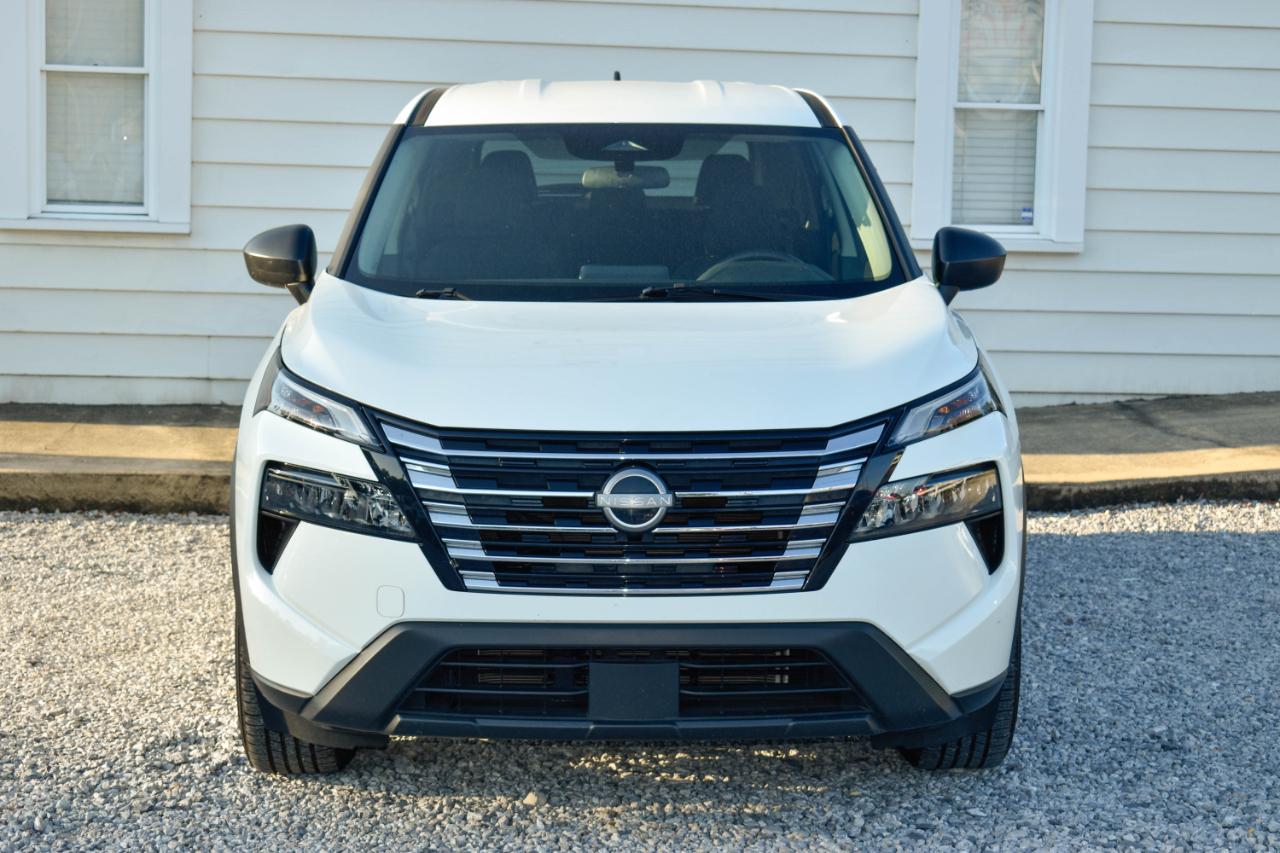 Nissan Rogue S 2025