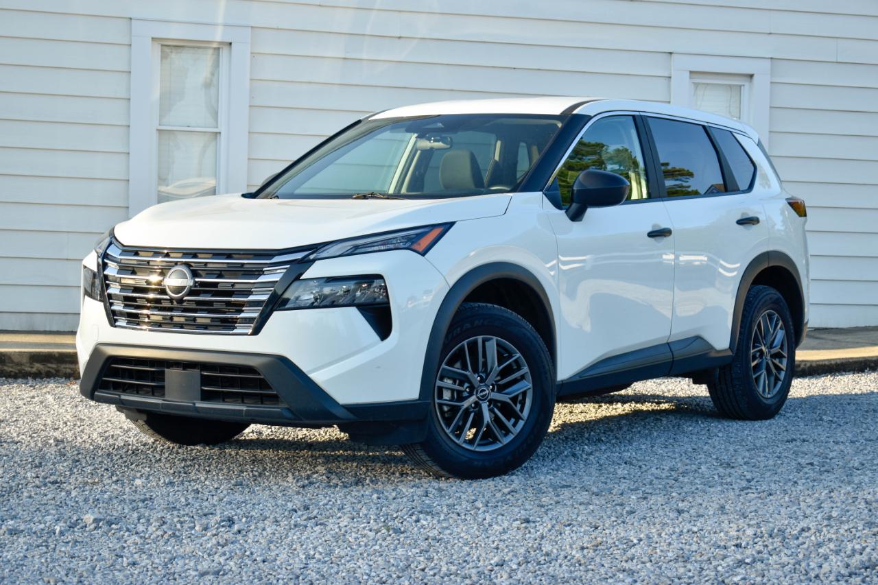 Nissan Rogue S 2025