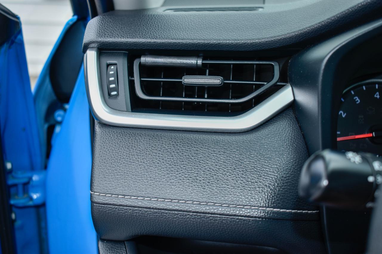 Toyota RAV4 LE 2019