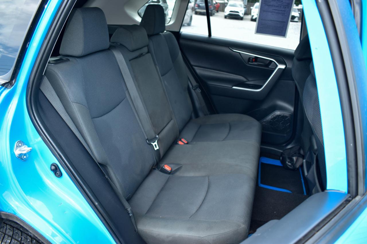 Toyota RAV4 LE 2019
