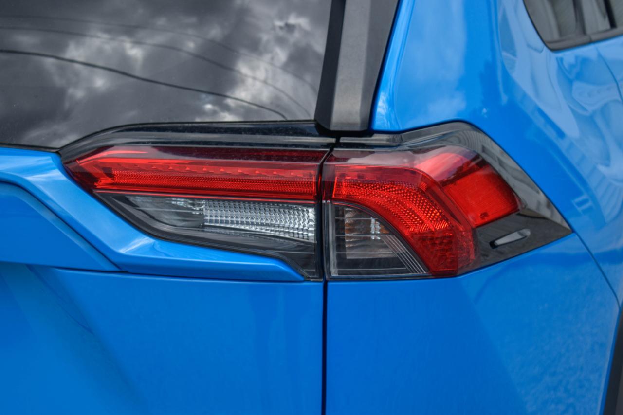 Toyota RAV4 LE 2019