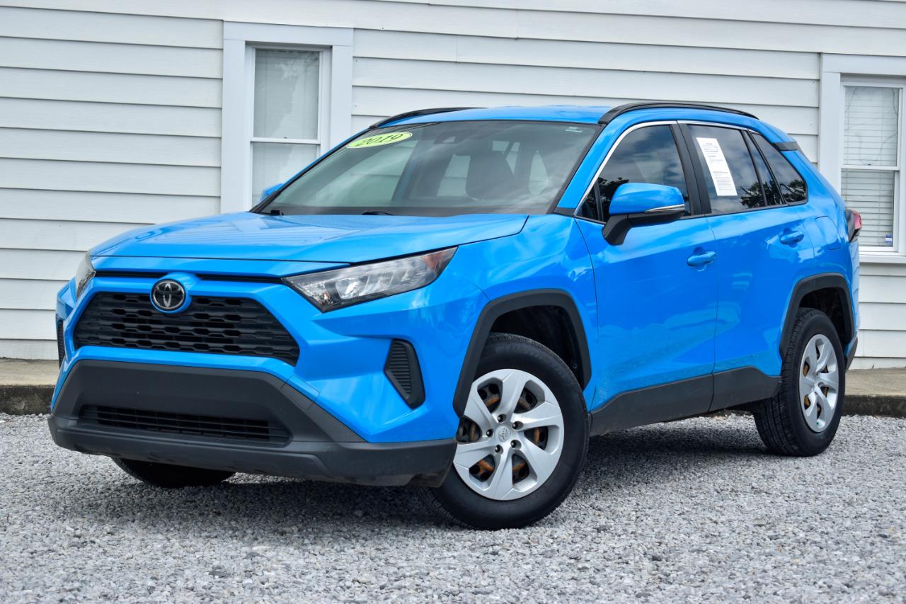 Toyota RAV4 LE 2019