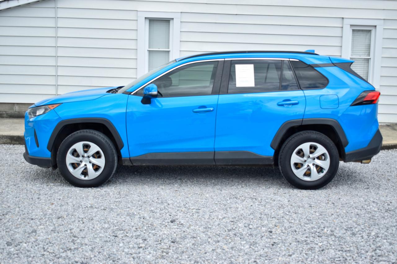Toyota RAV4 LE 2019