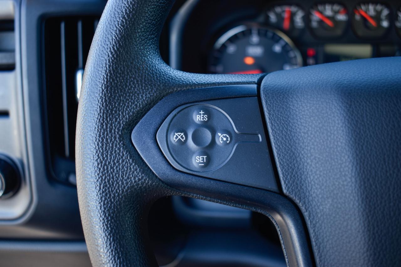 Chevrolet Silverado 1500 Custom Crew Cab 4WD 2018