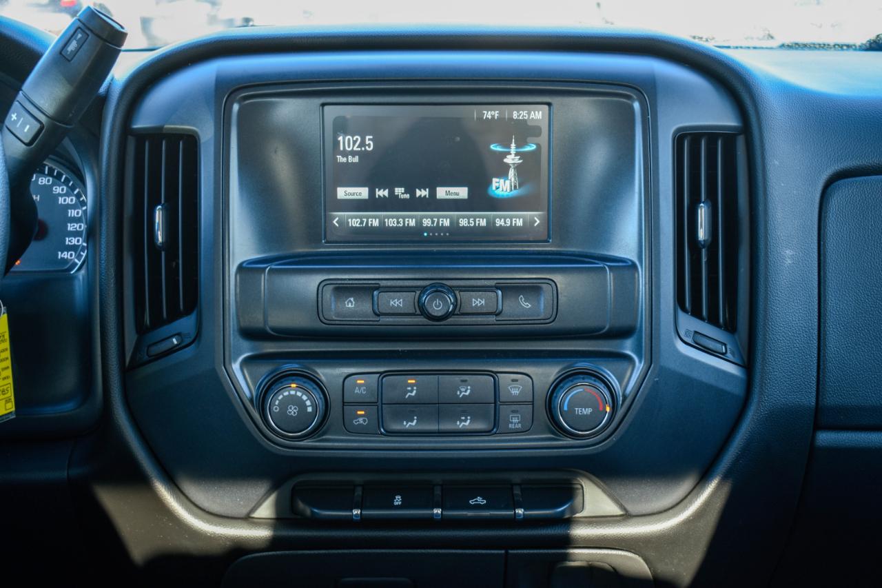 Chevrolet Silverado 1500 Custom Crew Cab 4WD 2018