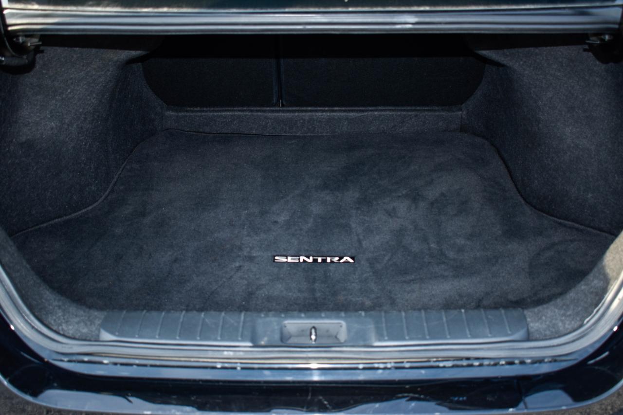 Nissan Sentra SV 2024