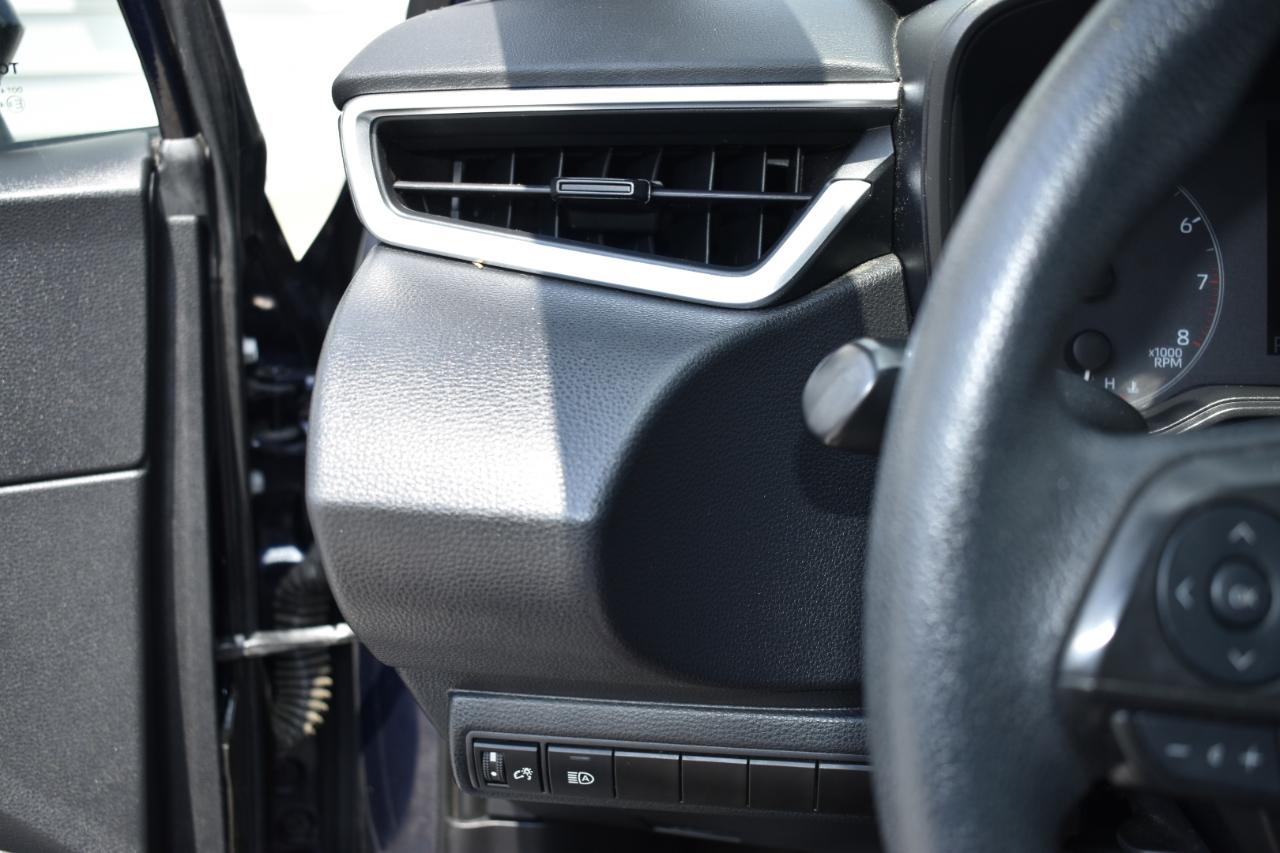 Toyota Corolla LE 2024