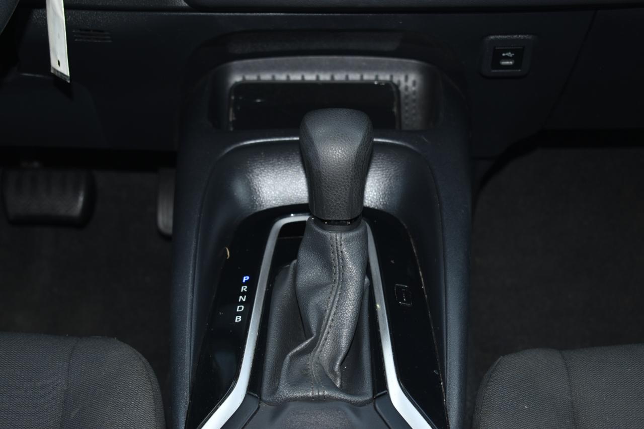 Toyota Corolla LE 2024