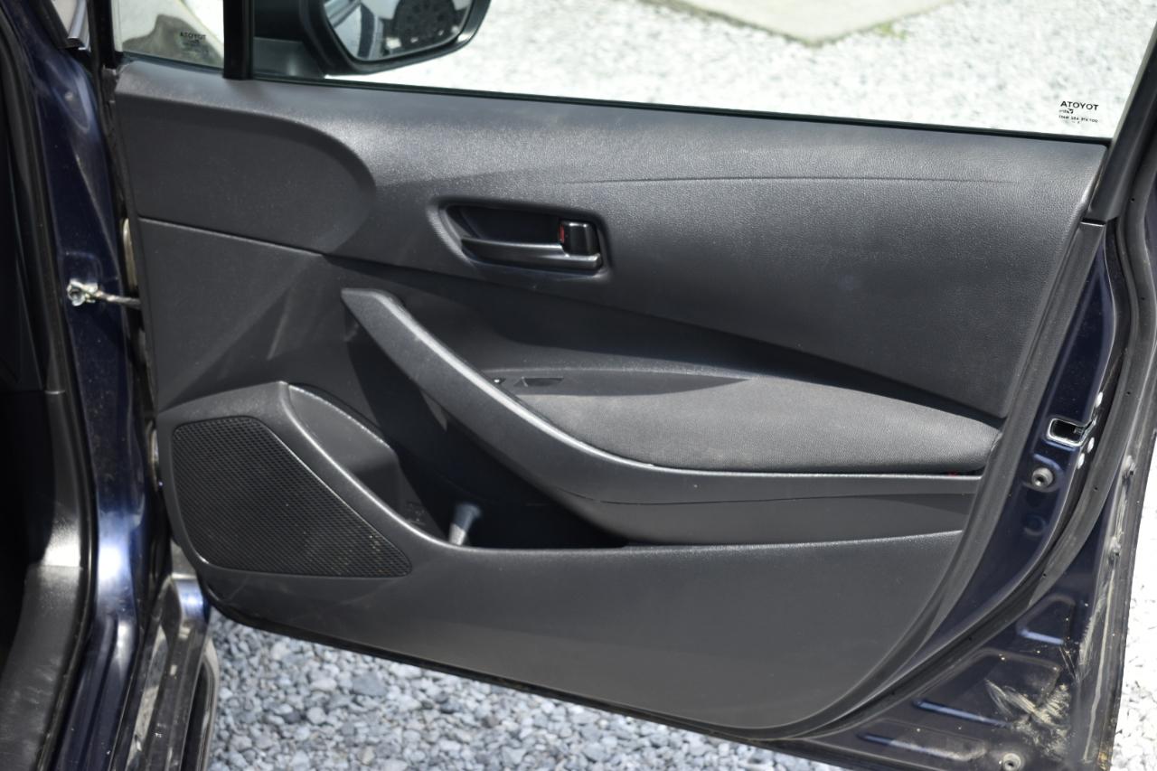 Toyota Corolla LE 2024