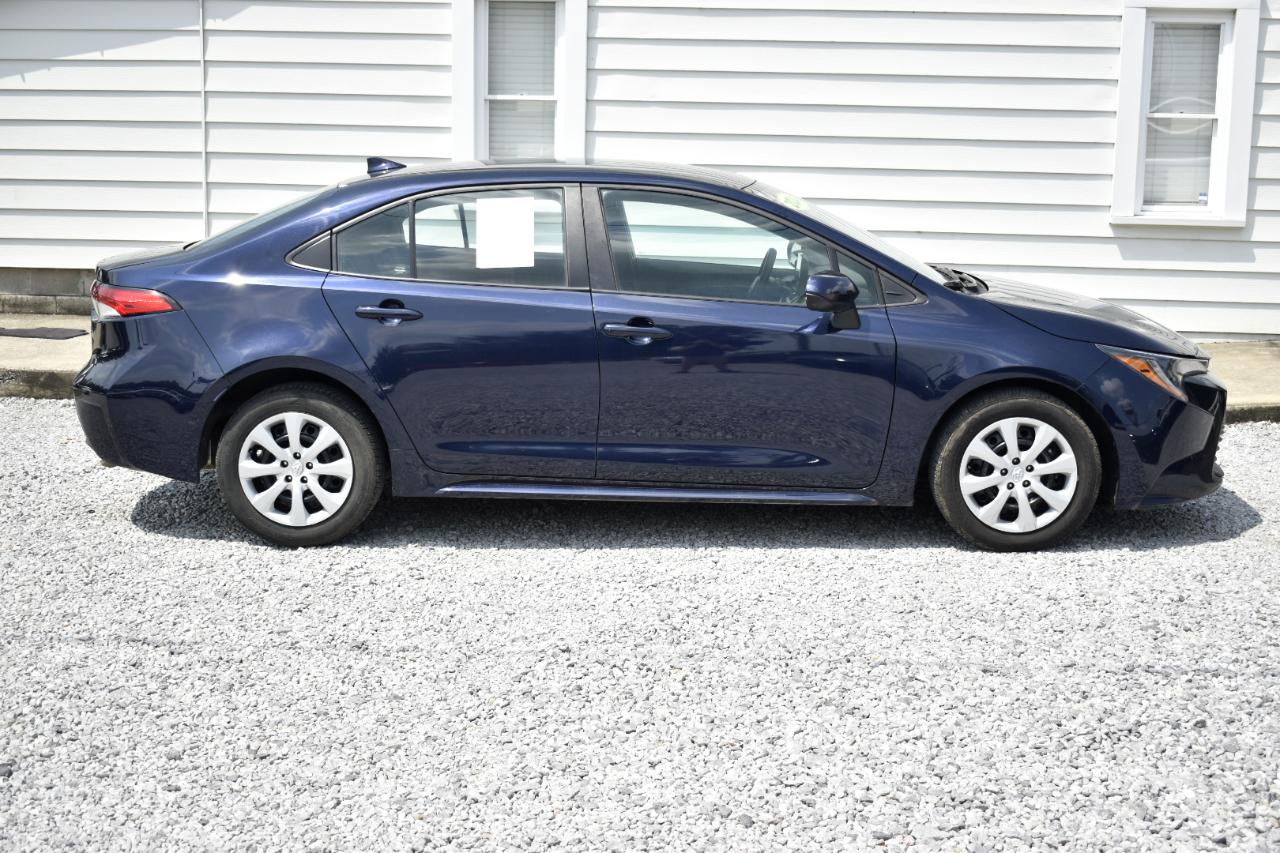 Toyota Corolla LE 2024
