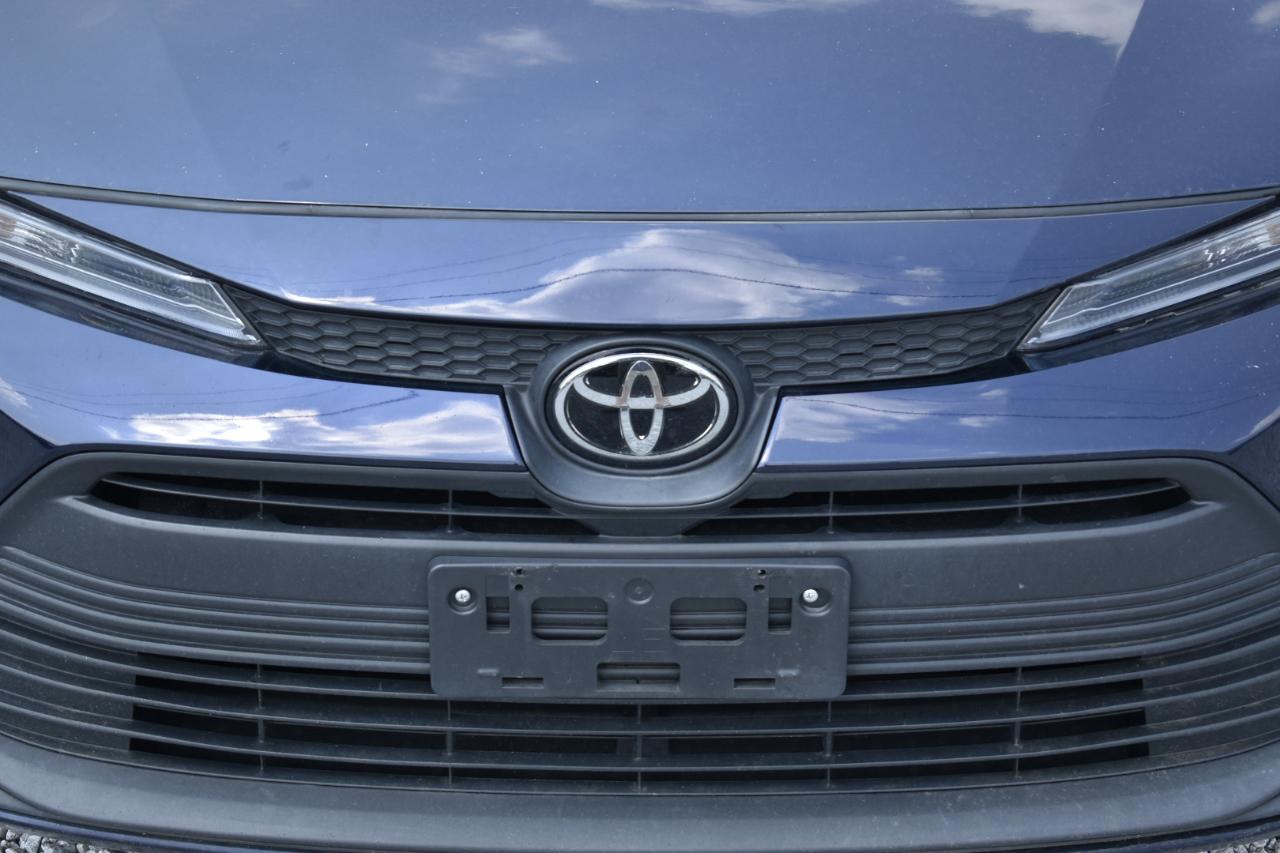 Toyota Corolla LE 2024