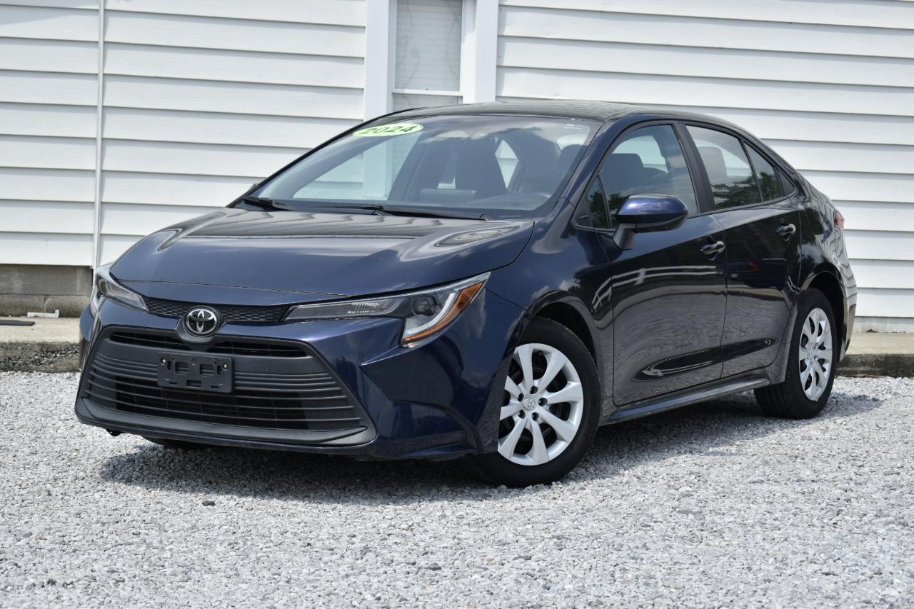 Toyota Corolla LE 2024