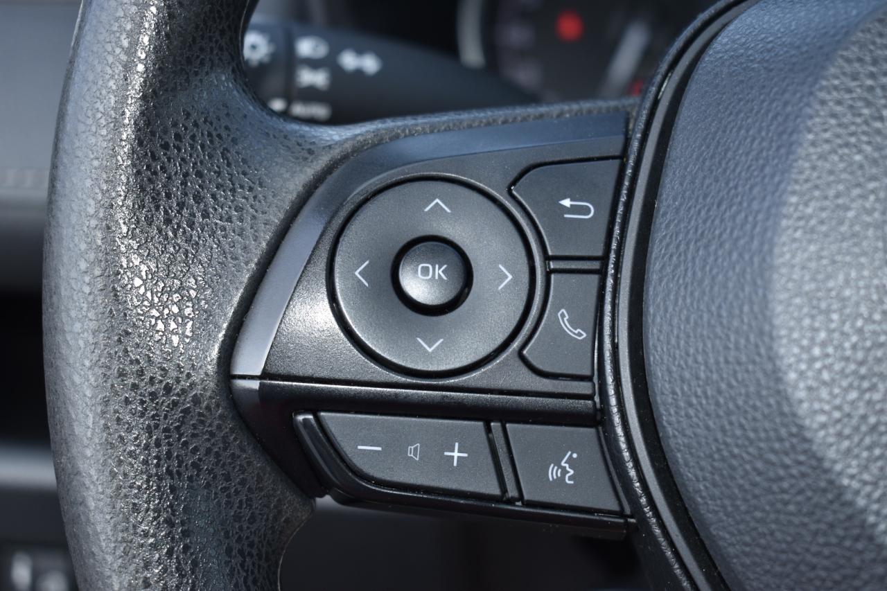Toyota RAV4 XLE 2024