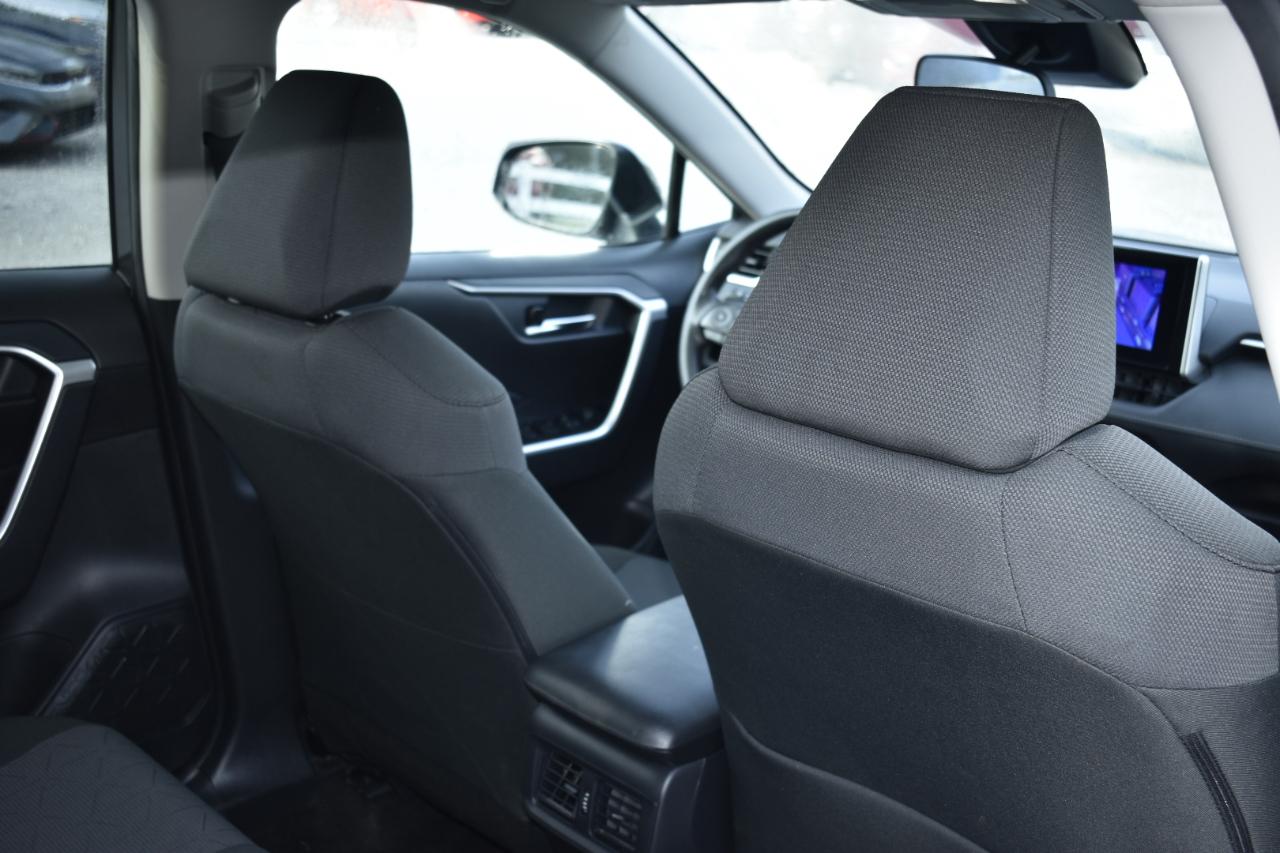 Toyota RAV4 XLE 2024