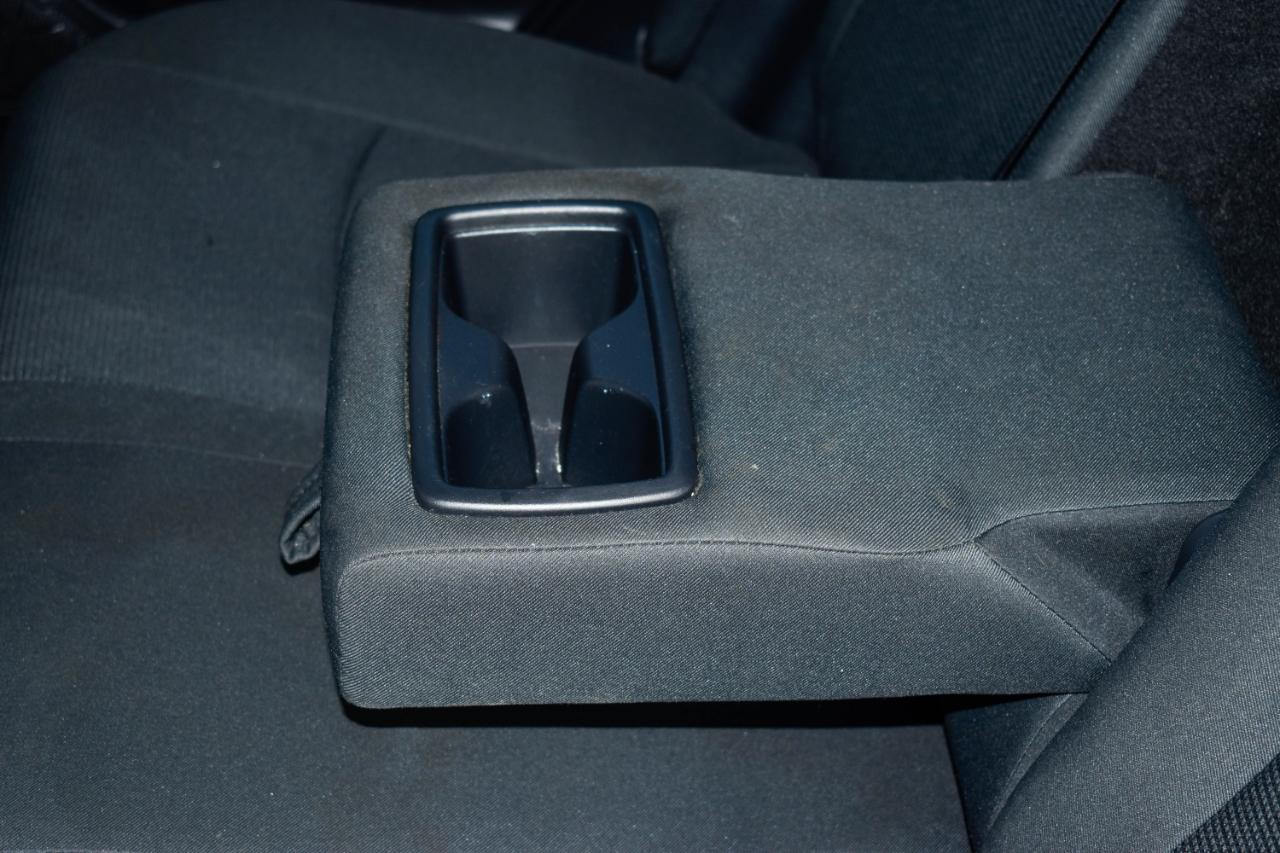 Toyota RAV4 LE 2024