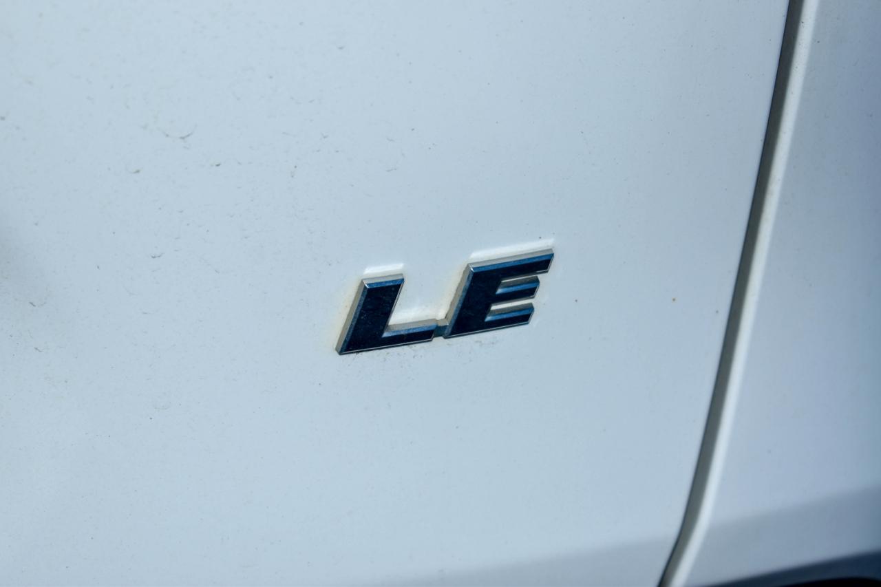 Toyota RAV4 LE 2024