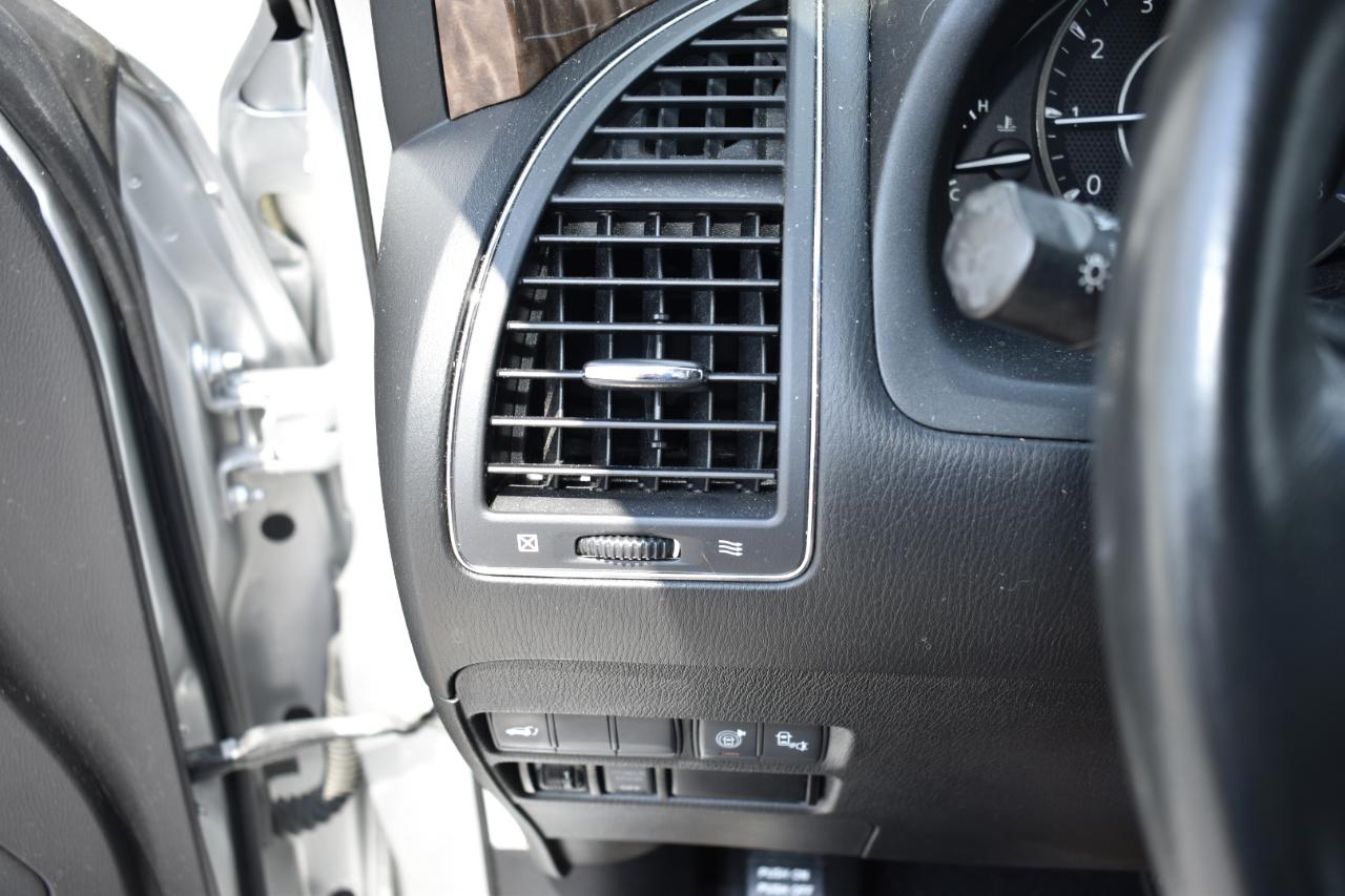 Nissan Armada SV 2WD 2017