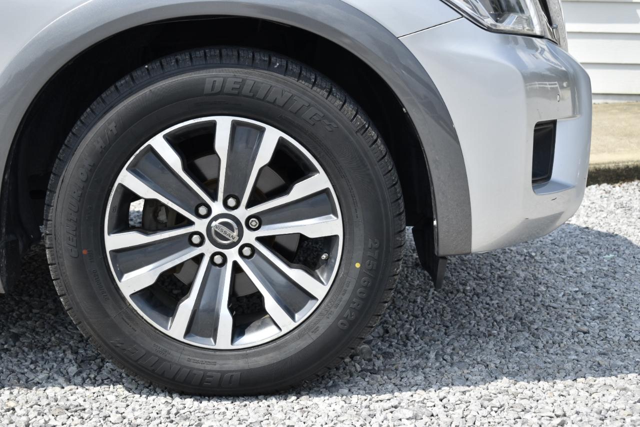 Nissan Armada SV 2WD 2017