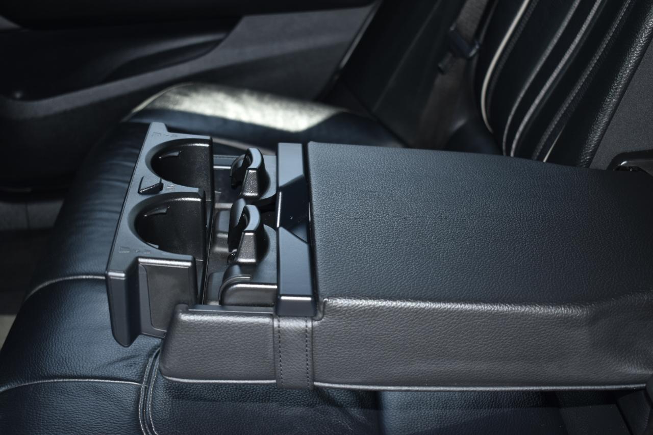 BMW 6-Series Gran Turismo 640i xDrive 2019