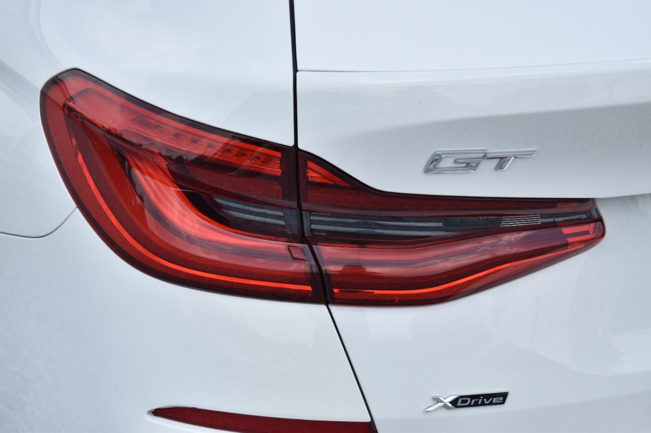 BMW 6-Series Gran Turismo 640i xDrive 2019