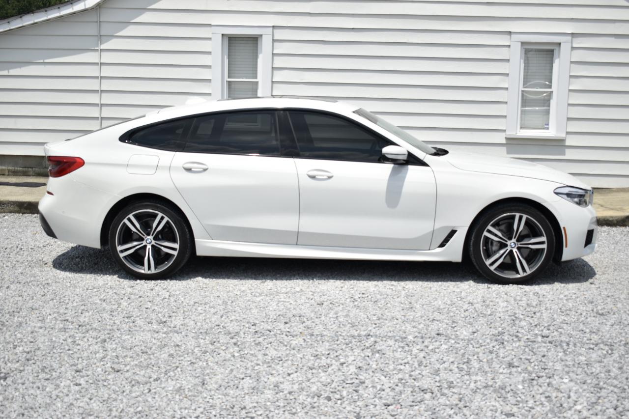 BMW 6-Series Gran Turismo 640i xDrive 2019