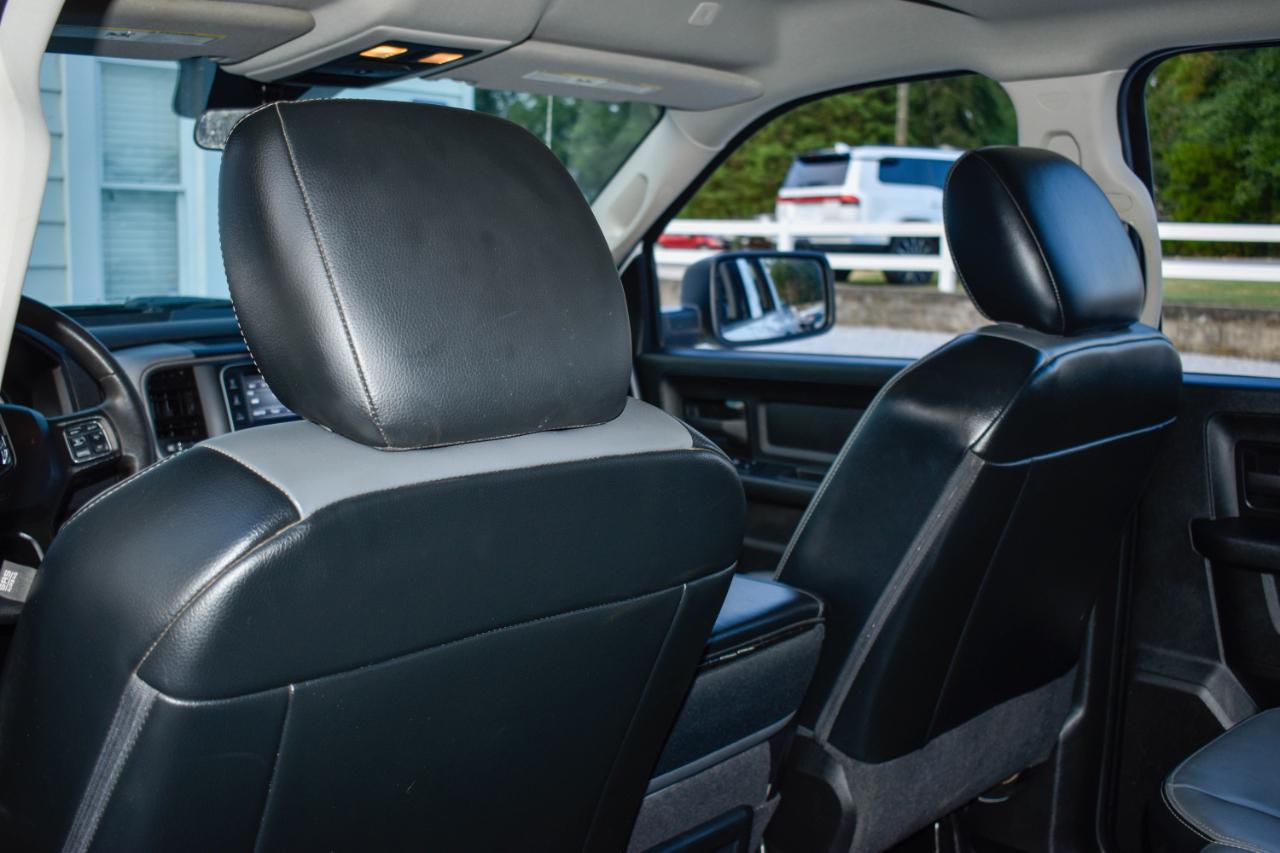 RAM 1500 Classic Tradesman Crew Cab SWB 2WD 2022