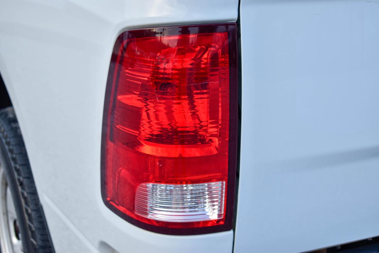 RAM 1500 Classic Tradesman Crew Cab SWB 2WD 2022