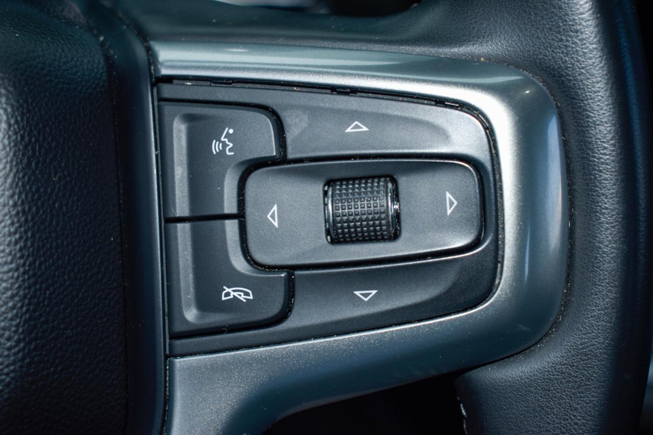 Chevrolet Silverado 1500 LT Crew Cab 2WD 2023